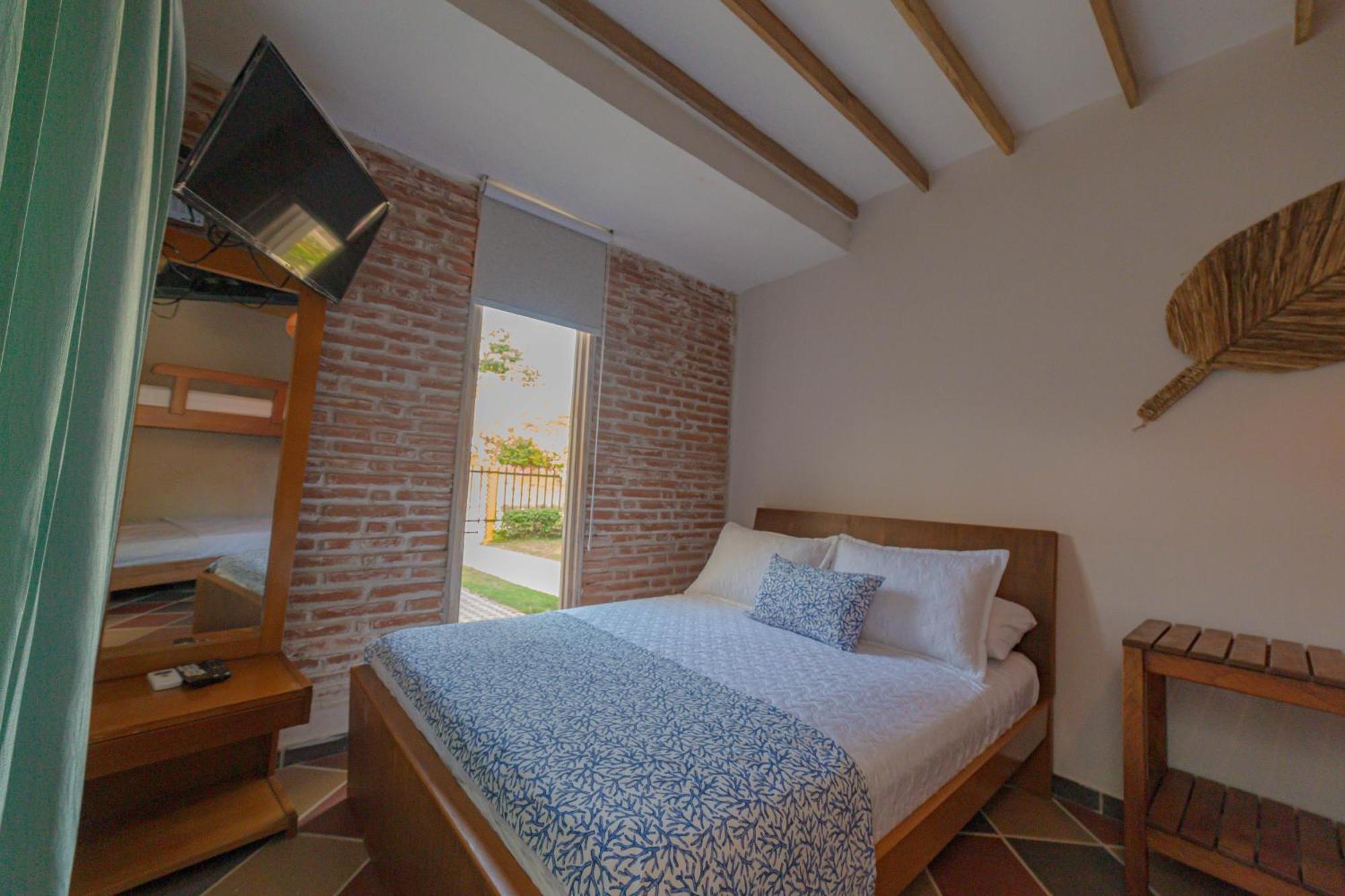 Colonial Airport Cartagena