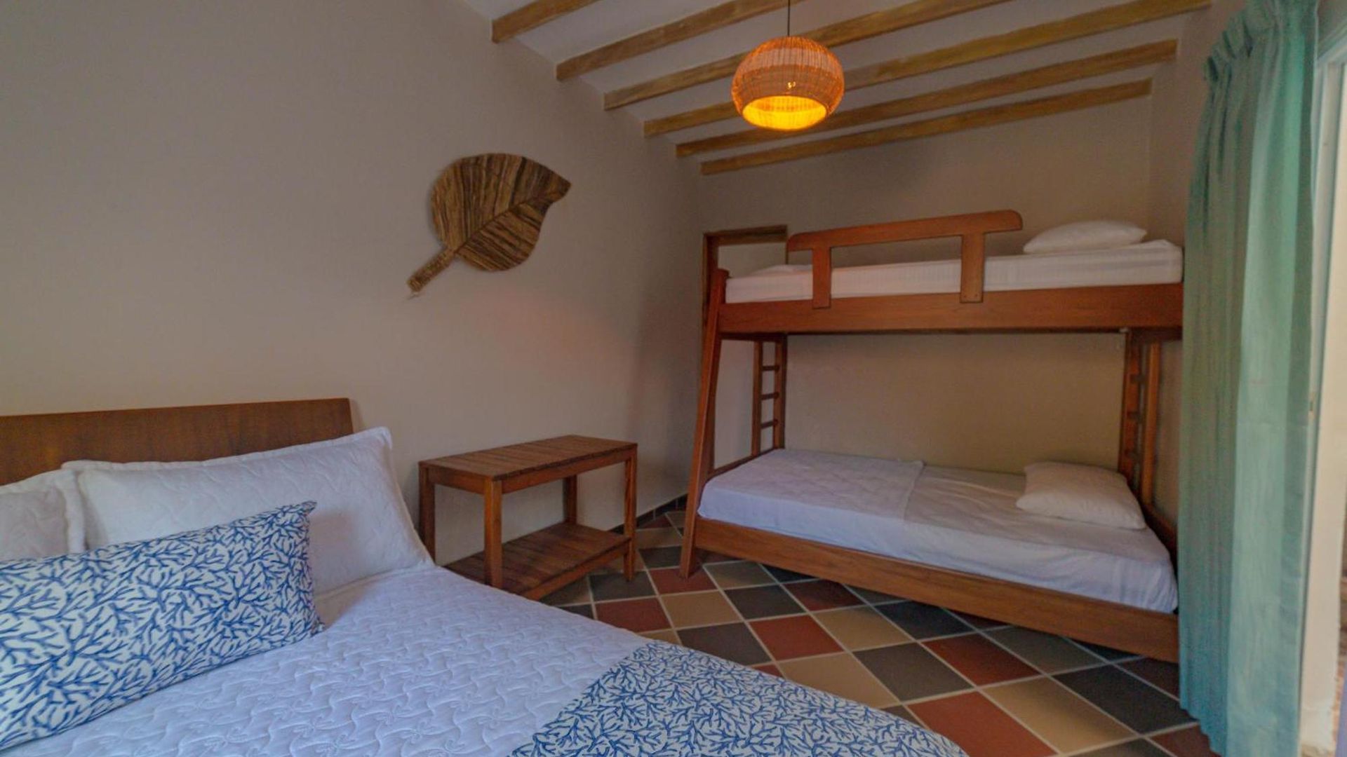 Hotel Colonial Airport *