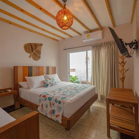 Hotel Colonial Airport *