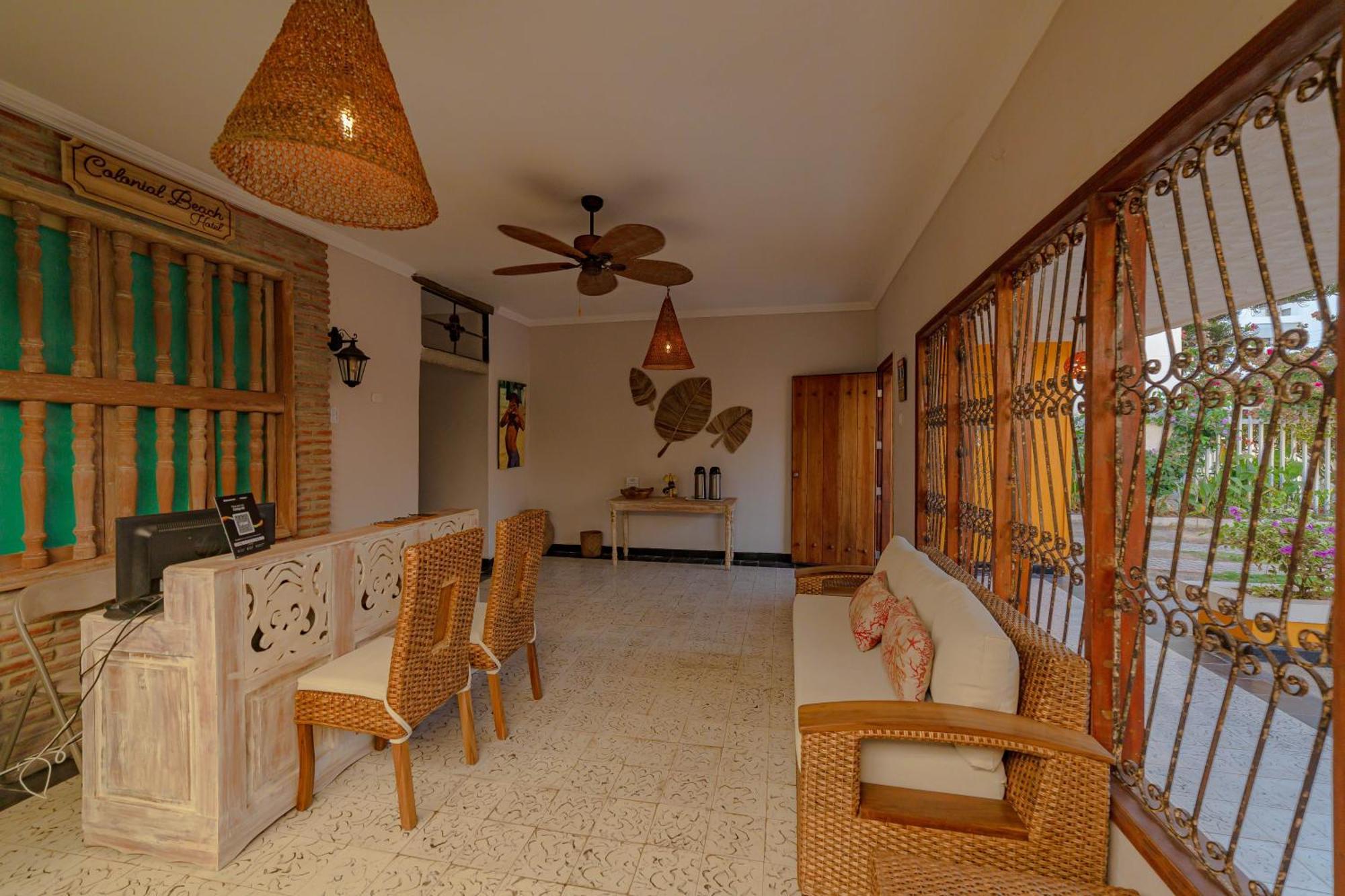 Colonial Airport * Cartagena